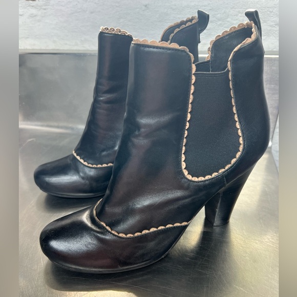 Miz Mooz 50s Kade Leather Ankle Booties size 10 - Picture 1 of 7